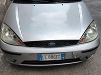 Usata Ford Focus 100 CV (73 kW) 2002 Grigio Berlina