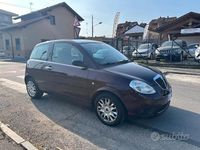 Usata Lancia Ypsilon 60 CV (44 kW) 2008 Viola Utilitaria
