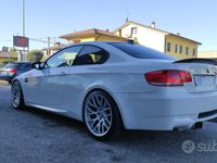 Begagnad BMW M3 Competition Edition 420 HK (308 kW) 2007 Vit Sportkupé
