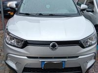 Usata Ssangyong (KGM) Tivoli 115 CV (84 kW) 2015 Grigio SUV