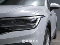 Usata VW Tiguan Life 150 CV (110 kW) 2021 White silver SUV