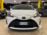 Usata Toyota Yaris 69 CV (50 kW) 2018 Bianco Berlina