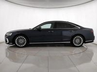 Usata Audi A8 Comfort 286 CV (210 kW) 2024 Blu Berlina