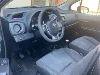 Usata Toyota Yaris Active 69 CV (50 kW) 2012 Nero Utilitaria
