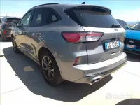 Usata Ford Kuga ST-Line 120 CV (88 kW) 2022 Grigio SUV