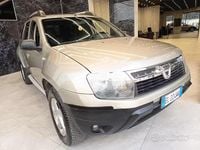 Usata Dacia Duster Lauréate 110 CV (80 kW) 2012 Marrone SUV