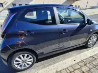 Usata Toyota Aygo X-play 69 CV (50 kW) 2016 Blu/azzurro Utilitaria