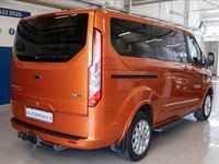 Usata Ford Tourneo Titanium 185 CV (136 kW) 2021 Monovolume