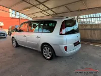 Usata Renault Espace 175 CV (128 kW) 2012 Argento Monovolume