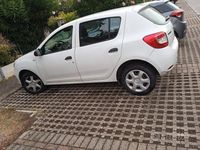 Usata Dacia Sandero 70 CV (51 kW) 2015 Bianco Utilitaria
