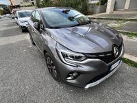 Usata Renault Captur 116 CV (85 kW) 2021 Grigio SUV
