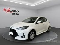 Usata Toyota Yaris Active 116 CV (85 kW) 2022 Super white Utilitaria