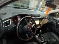 Usata Nissan Qashqai 116 CV (85 kW) 2020 Grigio SUV