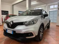 Usata Renault Captur 90 CV (66 kW) 2019 Grigio SUV