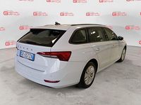 Usata Skoda Octavia Executive 150 CV (110 kW) 2022 Bianco Station wagon