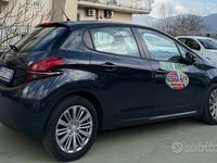 Usata Peugeot 208 75 CV (55 kW) 2017 Grigio Utilitaria