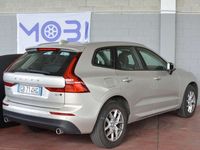 Usata Volvo XC60 Business Edition 197 CV (144 kW) 2020 Oro SUV