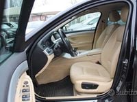 Usata BMW 525 Luxury Line 218 CV (160 kW) 2015 Grigio Station wagon