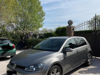 Usata VW Golf VII 110 CV (80 kW) 2016 Grigio Utilitaria
