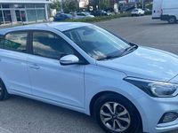 Usata Hyundai i20 75 CV (55 kW) 2019 Bianco Utilitaria