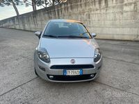 Usata Fiat Punto Lounge 85 CV (62 kW) 2015 Grigio Berlina
