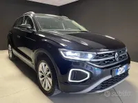 Usata VW T-Roc Life 116 CV (85 kW) 2023 Nero metallizzato SUV