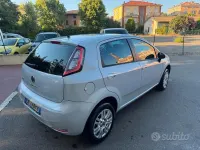 Usata Fiat Grande Punto 69 CV (50 kW) 2012 Grigio Utilitaria
