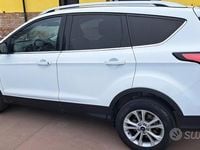 Usata Ford Kuga 150 CV (110 kW) 2019 Bianco SUV