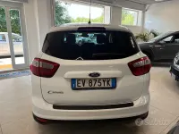 Usata Ford C-MAX Titanium 116 CV (85 kW) 2015 Bianco Monovolume