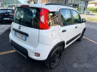 Usado Fiat Panda 4x4 Wind 86 HP (63 kW) 2020 Branco Citadino