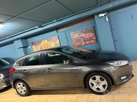Usata Ford Focus 100 CV (73 kW) 2015 Grigio Berlina