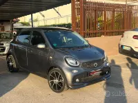 Usata Smart ForFour Brabus 109 CV (80 kW) 2017 Grigio Utilitaria