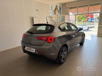Usata Alfa Romeo Giulietta Super 120 CV (88 kW) 2017 Grigio Utilitaria