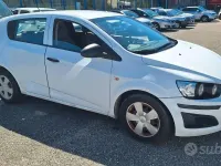 Usata Chevrolet Aveo 69 CV (50 kW) 2012 Bianco Utilitaria