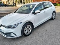 Usata VW Golf VIII Life 130 CV (95 kW) 2022 Bianco Berlina