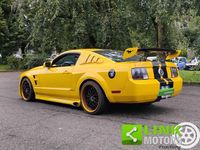 Usata Ford Mustang 212 CV (155 kW) 2006 Giallo
