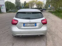 Usata Mercedes 200 156 CV (114 kW) 2017 Argento Berlina