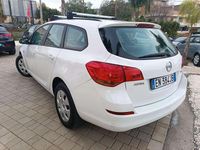 Usata Opel Astra Cosmo 110 CV (80 kW) 2012 Bianco Station wagon