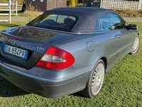 Usata Mercedes CLK320 Avantgarde 224 CV (164 kW) 2006 Blu/azzurro Cabrio