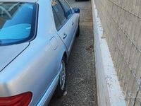 Usata Mercedes E200 136 CV (100 kW) 1998 Berlina