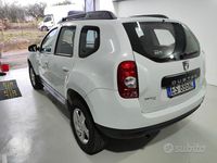 Usata Dacia Duster Lauréate 110 CV (80 kW) 2013 Bianco SUV