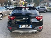Begagnad Kia Stonic Urban 101 HK (74 kW) 2023 Svart SUV