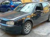 Usata VW Golf IV Highline 131 CV (96 kW) 2002 Nero Berlina