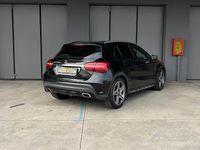 Usata Mercedes GLA220 Premium 177 CV (130 kW) 2018 Nero SUV