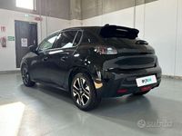 Usata Peugeot 208 Allure 102 CV (75 kW) 2025 Nero Utilitaria