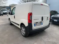 Begagnad Fiat Fiorino 95 HK (69 kW) 2018 Vit Minibuss