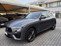 Usata Maserati Levante 250 CV (183 kW) 2019 Grigio opaco / pastello SUV