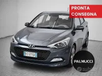 Usata Hyundai i20 Comfort 101 CV (74 kW) 2016 Grigio Utilitaria
