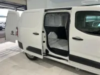Usata Fiat Doblò 131 CV (96 kW) 2023 Bianco Monovolume