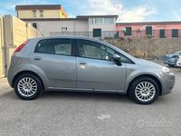 Usata Fiat Grande Punto Dynamic 75 CV (55 kW) 2007 Grigio Utilitaria
